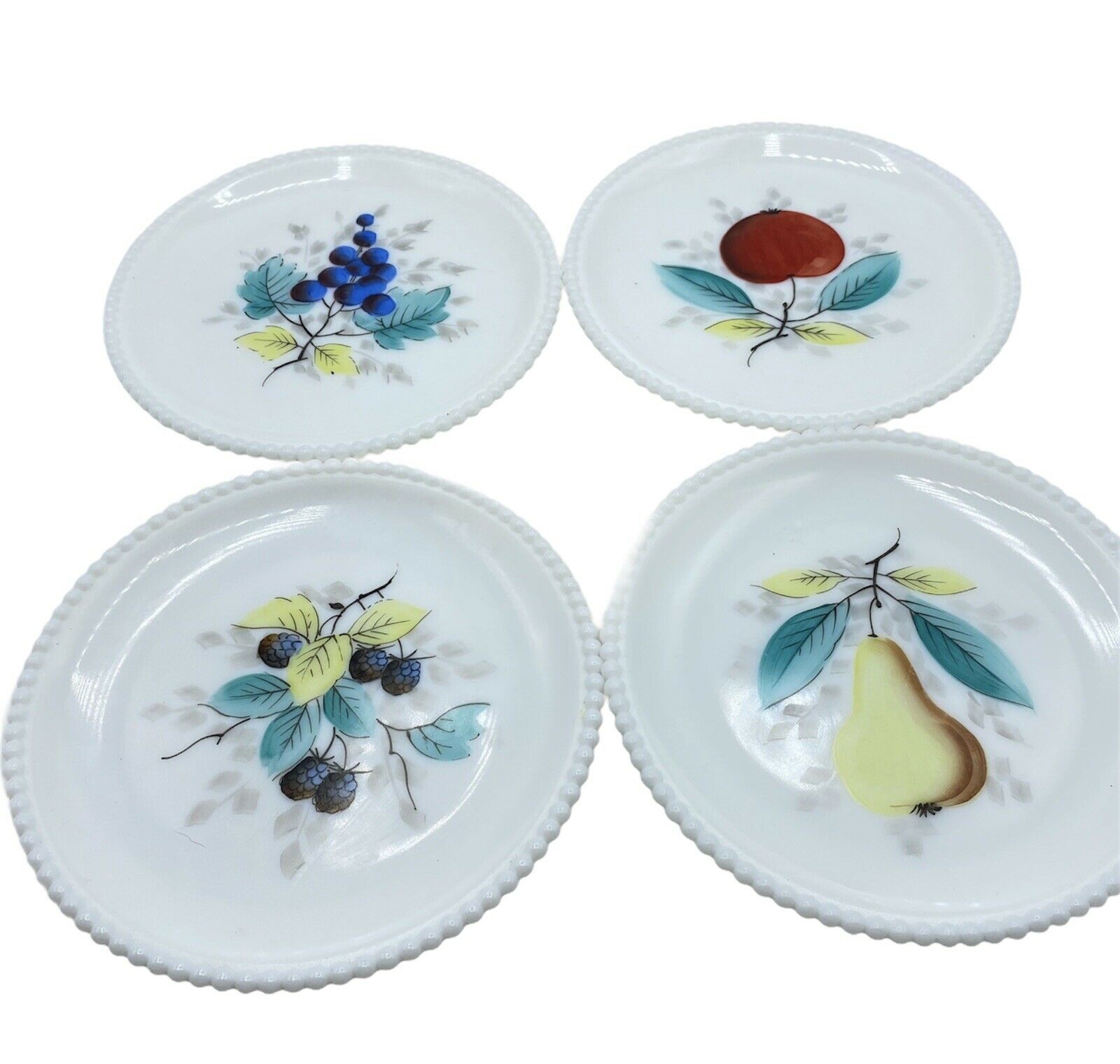 4~ Vintage Westmoreland Beaded Edge Milk Glass Plates Fruit Pattern 7 1/4”